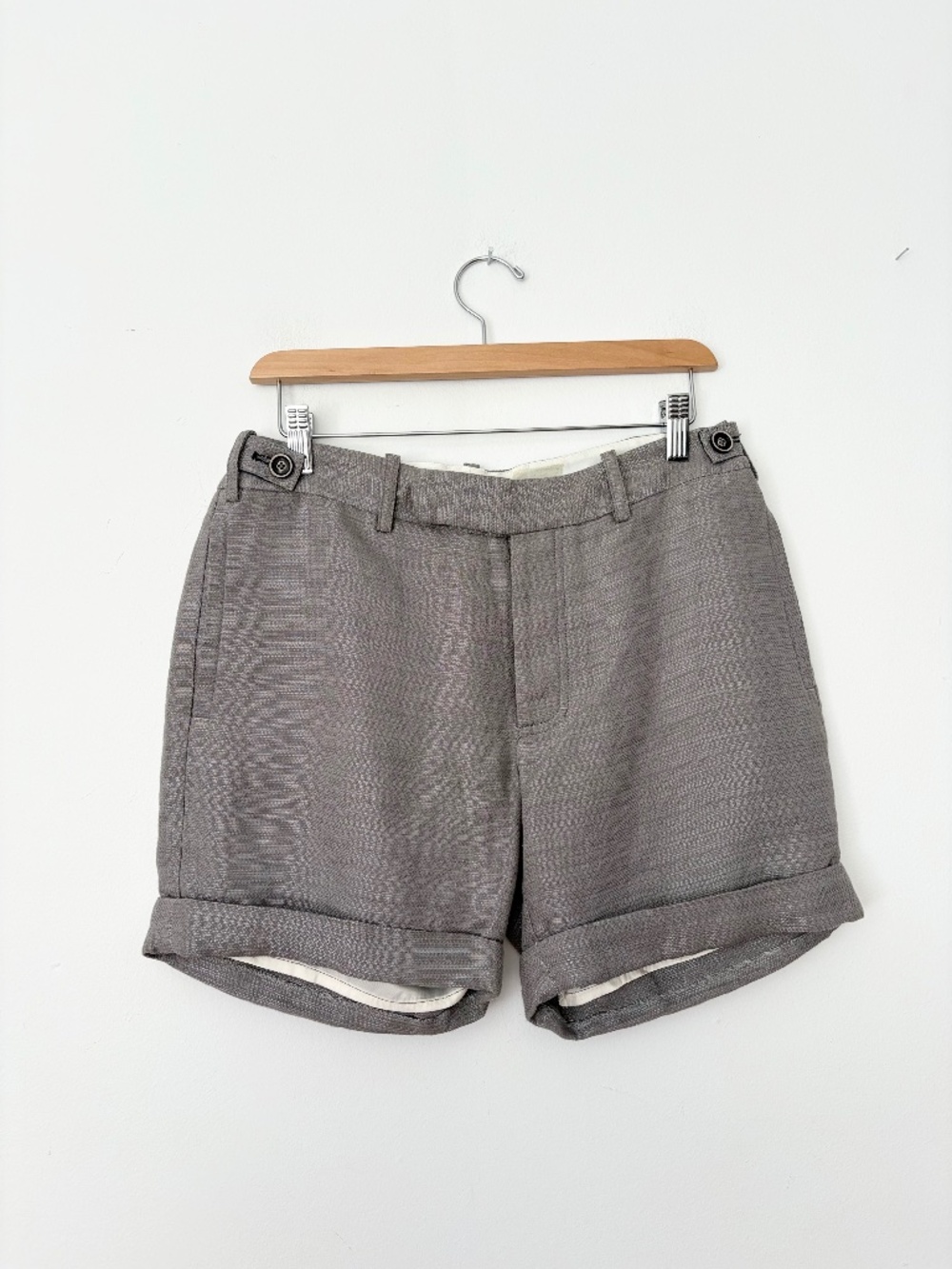 Trovata mid rise cuffed shorts